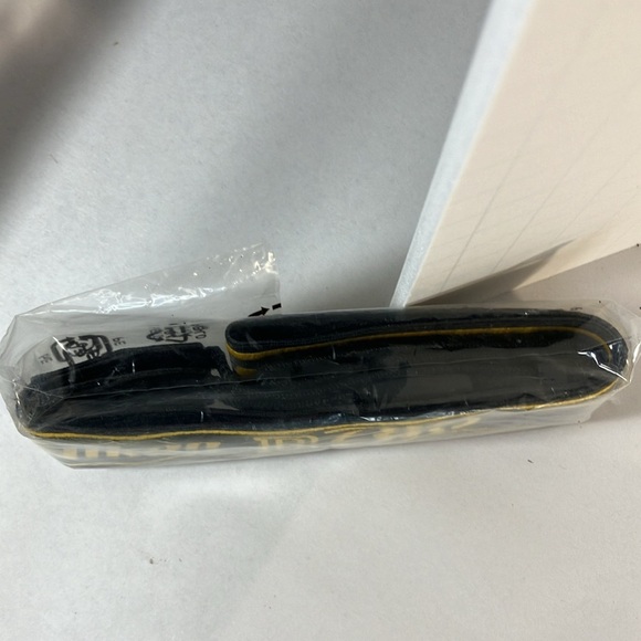 Nikon D780 Camera Strap - Picture 4 of 5